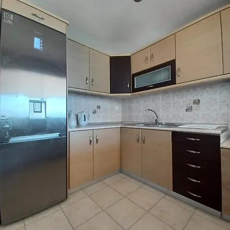 Nikos And Penthouse *