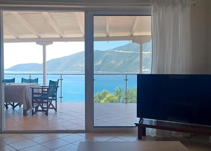 Nikos And Penthouse Lejlighed