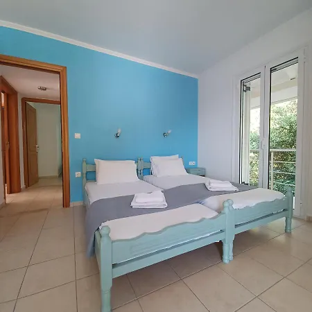 Nikos And Penthouse Apartmán Vasiliki