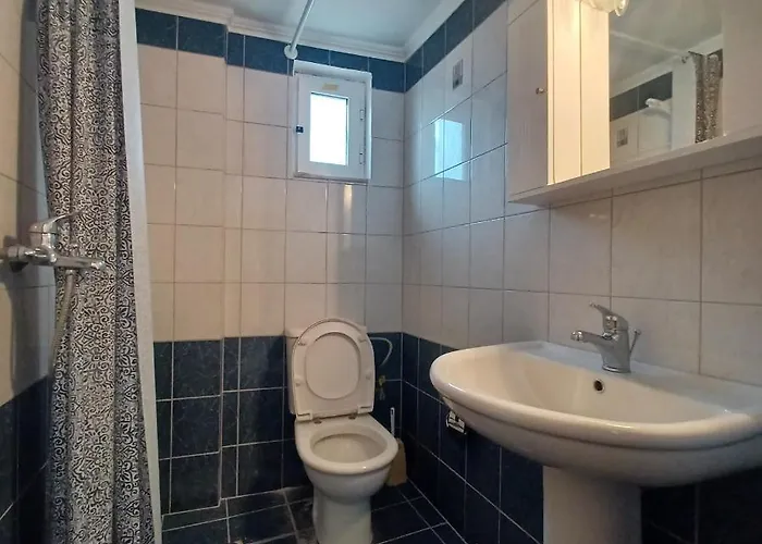 Nikos And Penthouse * Vasiliki