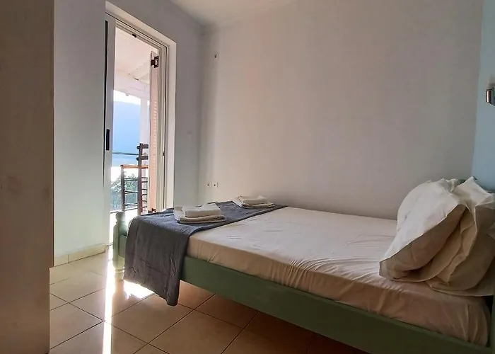 Nikos And Penthouse Apartamento *