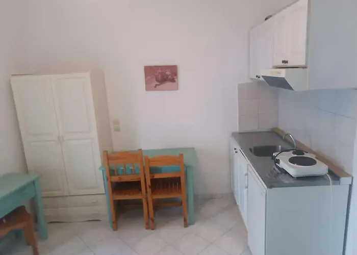 Nikos And Penthouse * Vasiliki